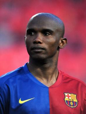 Samuel Eto'o of Barcelona is seen prior to the UEFA Champions League semi final first leg match between Barcelona and Chelsea at the Camp Nou on...