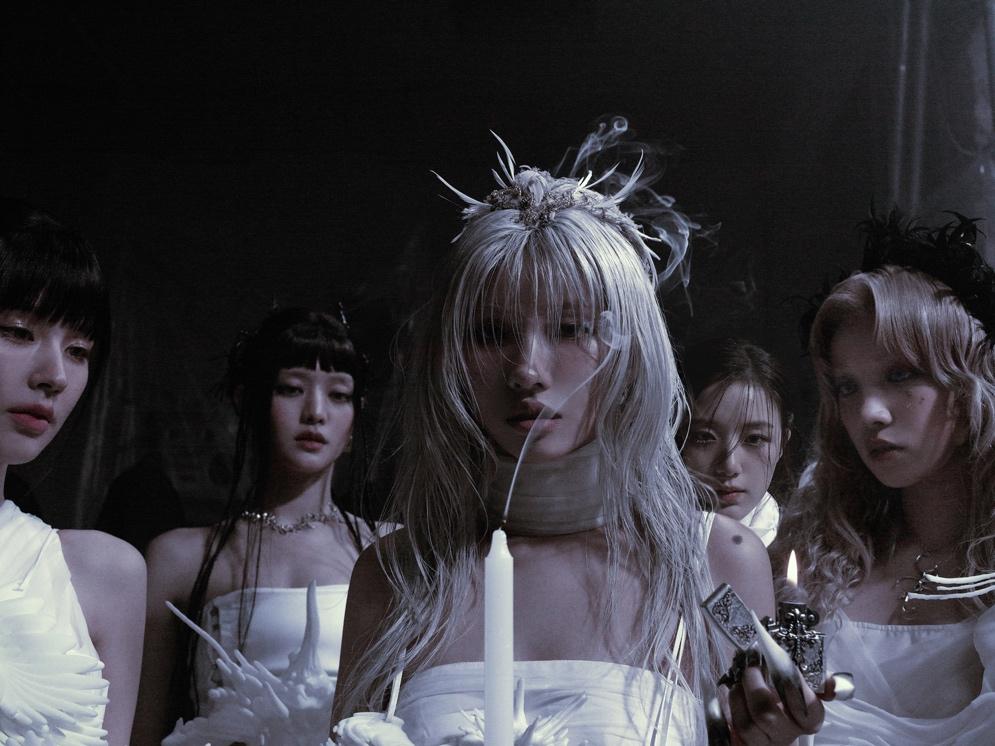 A group of women in white dresses

AI-generated content may be incorrect.