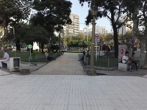 Plaza Adolfo Alsina