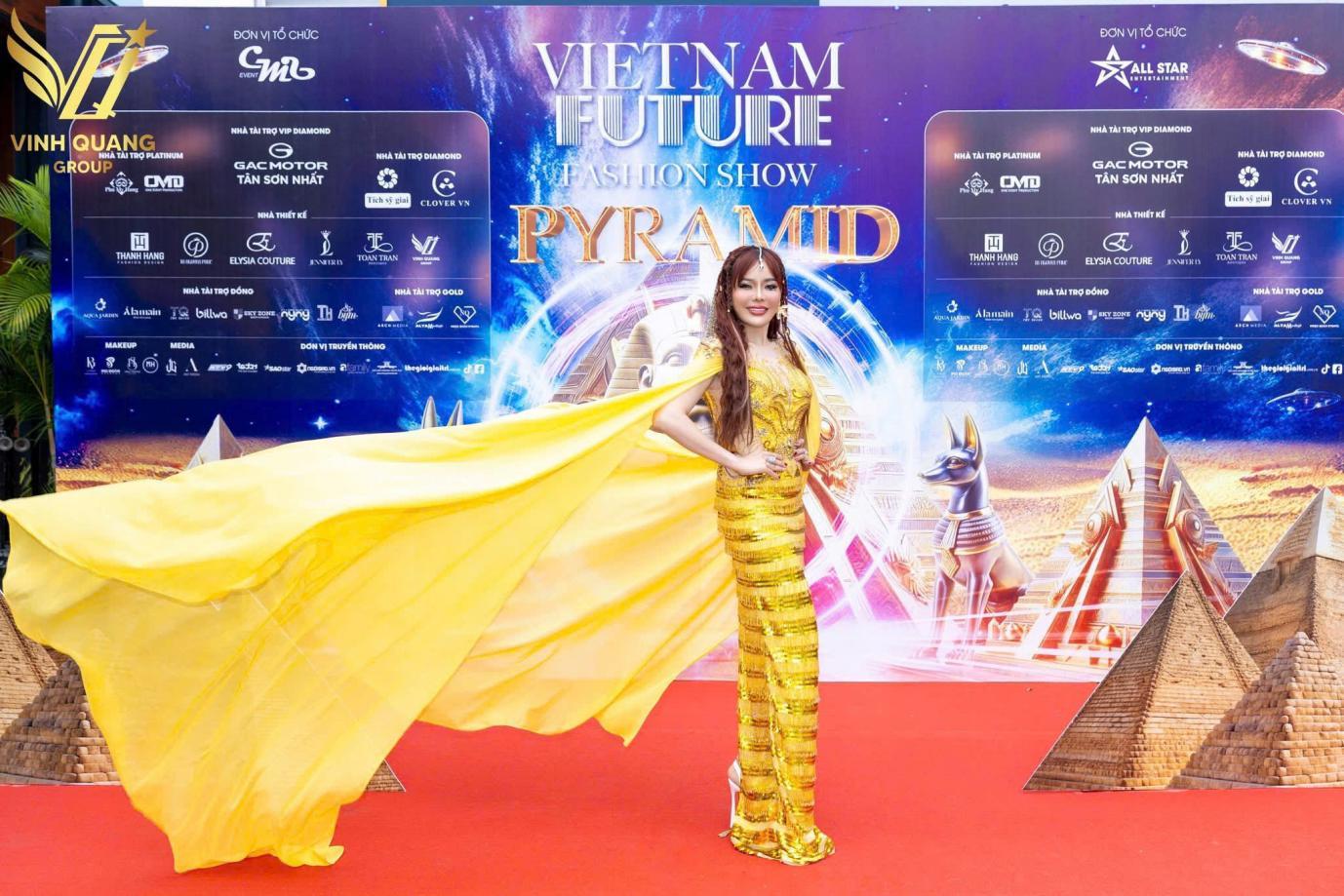 Á Hậu Ánh Quyên, Sales Gallery Phú Mỹ Hưng