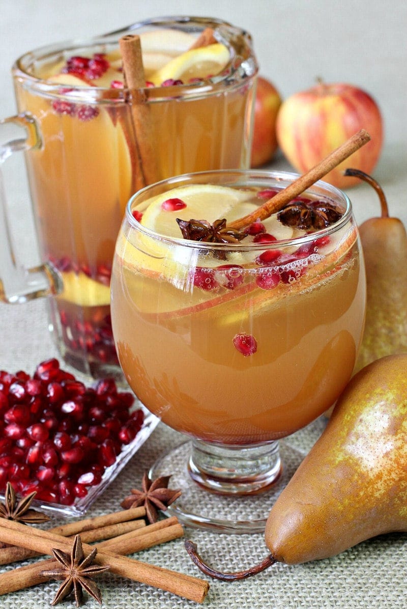 easy thanksgiving cocktails for a crowd