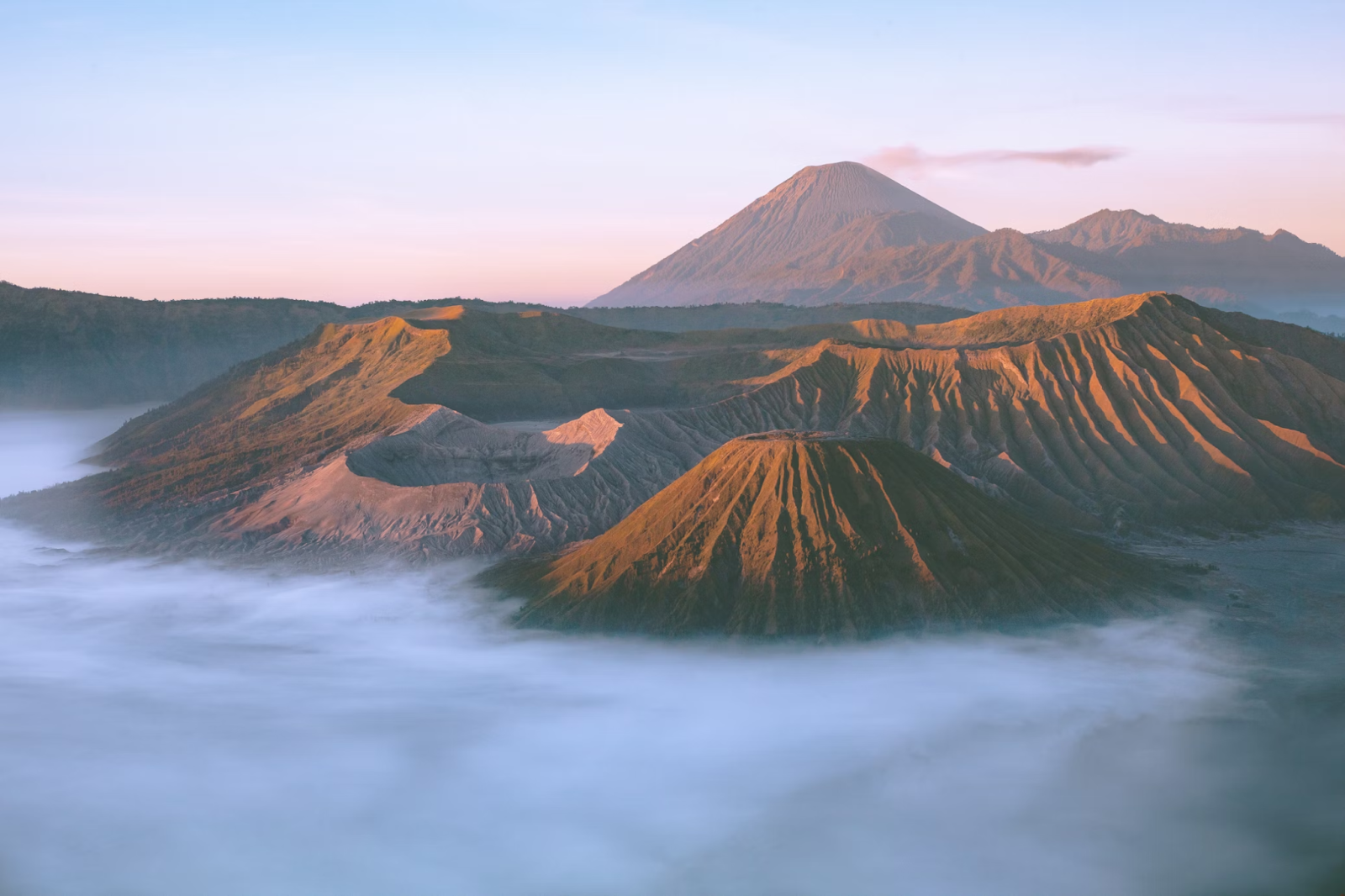 sunrise in mount bromo