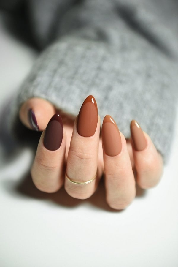Cute fall nail ideas for brides! Cute bridal nail ideas and designs! Elegant wedding nail designs for weddings! Simple classy nails for FALL!