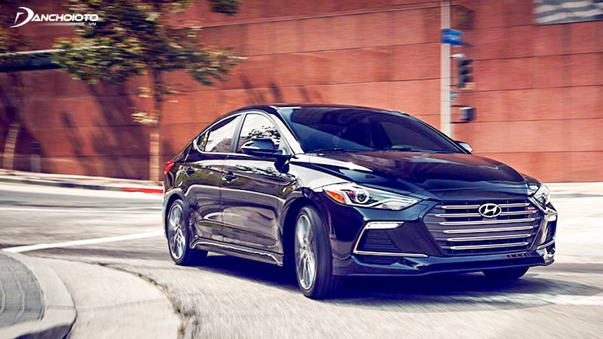 Ngoại thất Hyundai Elantra 2018