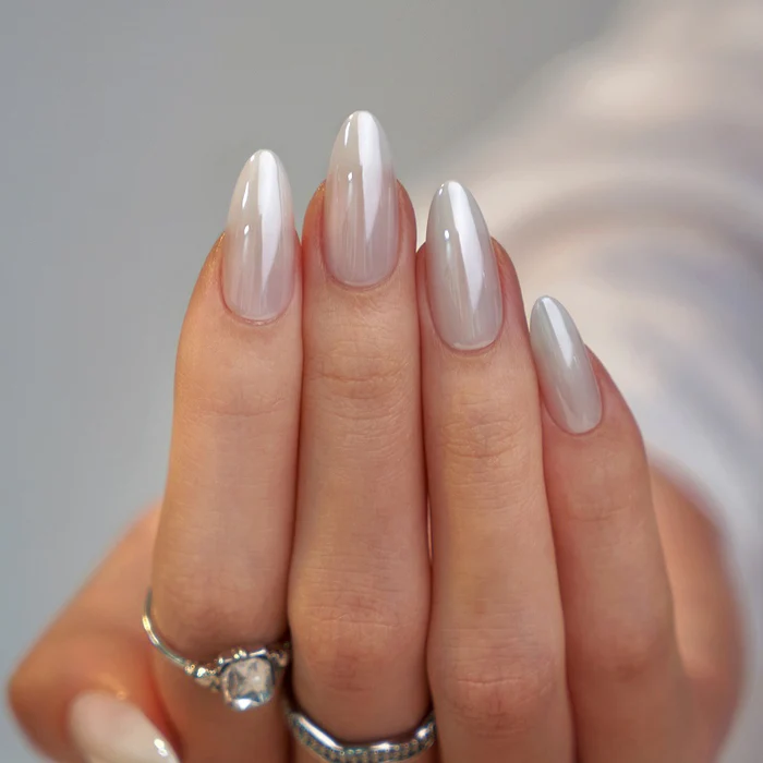 Hailey Bieber's "Glazed Donut" Nails