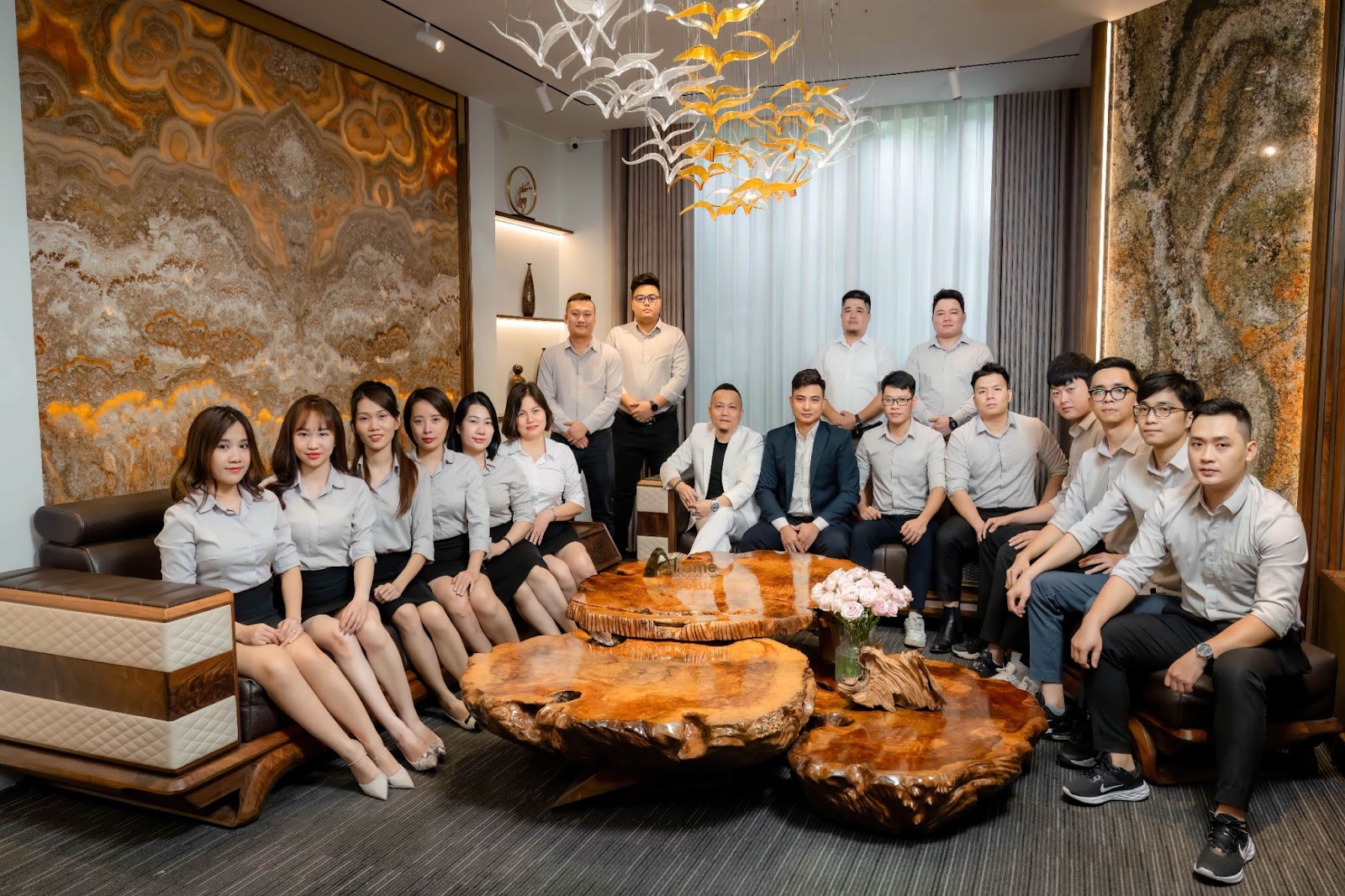 Tủ bếp gỗ óc chó tự nhiên Ahome - Đẳng cấp trong mọi không gian