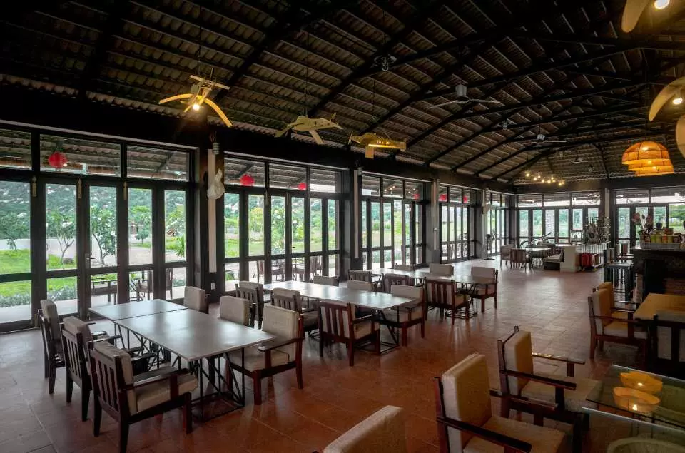 Nhà hàng phục vụ tại Tanyoli