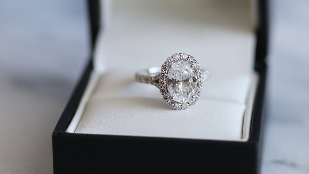 Halo Setting