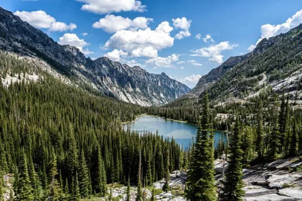 30 Breathtaking Landscapes from Around the World, global landscapes, worldwide nature, nature, landscape, international views, scenic earth