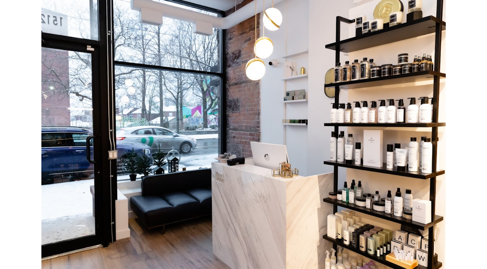 An image of a salon lobby.