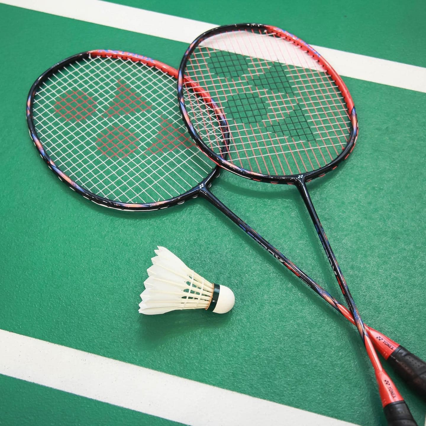 vợt cầu lông carbon yonex astrox 77