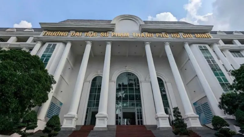 Điểm danh những trường đại học có học phí thấp nhất TPHCM