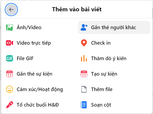 CHỦ ĐỀ C: BÀI 2 - THỰC HÀNH SỬ DỤNG MẠNG XÃ HỘI1. Giới thiệu mạng xã hội Facebook2. Tạo tài khoản trên mạng xã hội FacebookCâu 1: Tạo tài khoản trên Facebook. Em hãy tạo một tài khoản cá nhân trên mạng xã hộ Facebook để trao đổi thông tin với mọi người.Đáp án chuẩn:Bước 1: Truy cập http://www.facebook.com → Create New Account (.Bước 2: Nhập các thông tin cá nhân vào cửa sổ đăng kí → Sign Up.3. Tạo hồ sơ trên mạng xã hộiCâu 2: Tạo hồ sơ cá nhân. Hãy tạo hồ sơ cá nhân cho tài khoản Facebook của mình.Đáp án chuẩn:Bước 1. Đăng nhập tài khoản Facebook.Bước 2. Tại cửa sổ trang cá nhân có thể thực hiện: Cập nhập ảnh đại diện, ảnh bìa, tthông tin cá nhân.4. Chia sẻ thông tin lên trang cá nhânCâu 3: Đăng thông tin lên trang cá nhân. Mỗi học sinh tìm 1 bài hát về thầy cô mái trường, sau đó chia sẻ lên mạng xã hội.Đáp án chuẩn:Bước 1. Truy cập Google để tìm bài hát.Bước 2. Sao chép địa chỉ trang web chứa bài hát ở bước 1.Bước 3. Mở http://www.facebook.com, đăng nhập tài khoản cá nhân.Bước 4. Nháy chuột vào What’s on you mind? → Create post, dán địa chỉ trang web đã sao chép ở bước 2.Bước 5. Nháy chọn post và xem thông tin em vừa đăng lên.VẬN DỤNGCâu 1: Em hãy chia sẻ lên trang cá nhân Facebook cho các bạn một tệp văn bản (ví dụ Word) có nội dung là đề bài tập của một môn học.Đáp án chuẩn:Bước 1. Lập 1 nhóm trên facebook và thêm các bạn bè em vào nhóm.Bước 2. Bấm vào ô “Bạn đang nghĩ gì thế” → dấu ba chấm → Thêm fileBước 3. Em chọn 1 file và viết tiêu đề là “Đề bài học của môn …”Bước 4. Chọn đăng.Câu 2: Em hãy tìm trên Internet một bức ảnh về phong cảnh hoặc một món ăn mà em yêu thích, viết một đoạn văn giới thiệu ngắn gọn và đăng lên trang Facebook cá nhân.Đáp án chuẩn:Bà Nà Hills là một trong những địa điểm nổi tiếng tại Việt Nam, được ví như  tiên cảnh