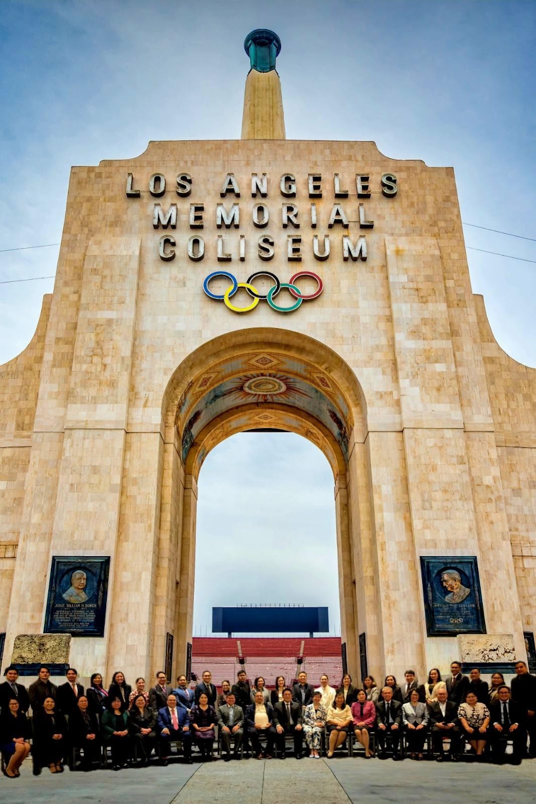 C:Usersrobert.ferrerDesktopCaucus LA Coliseum.jpg