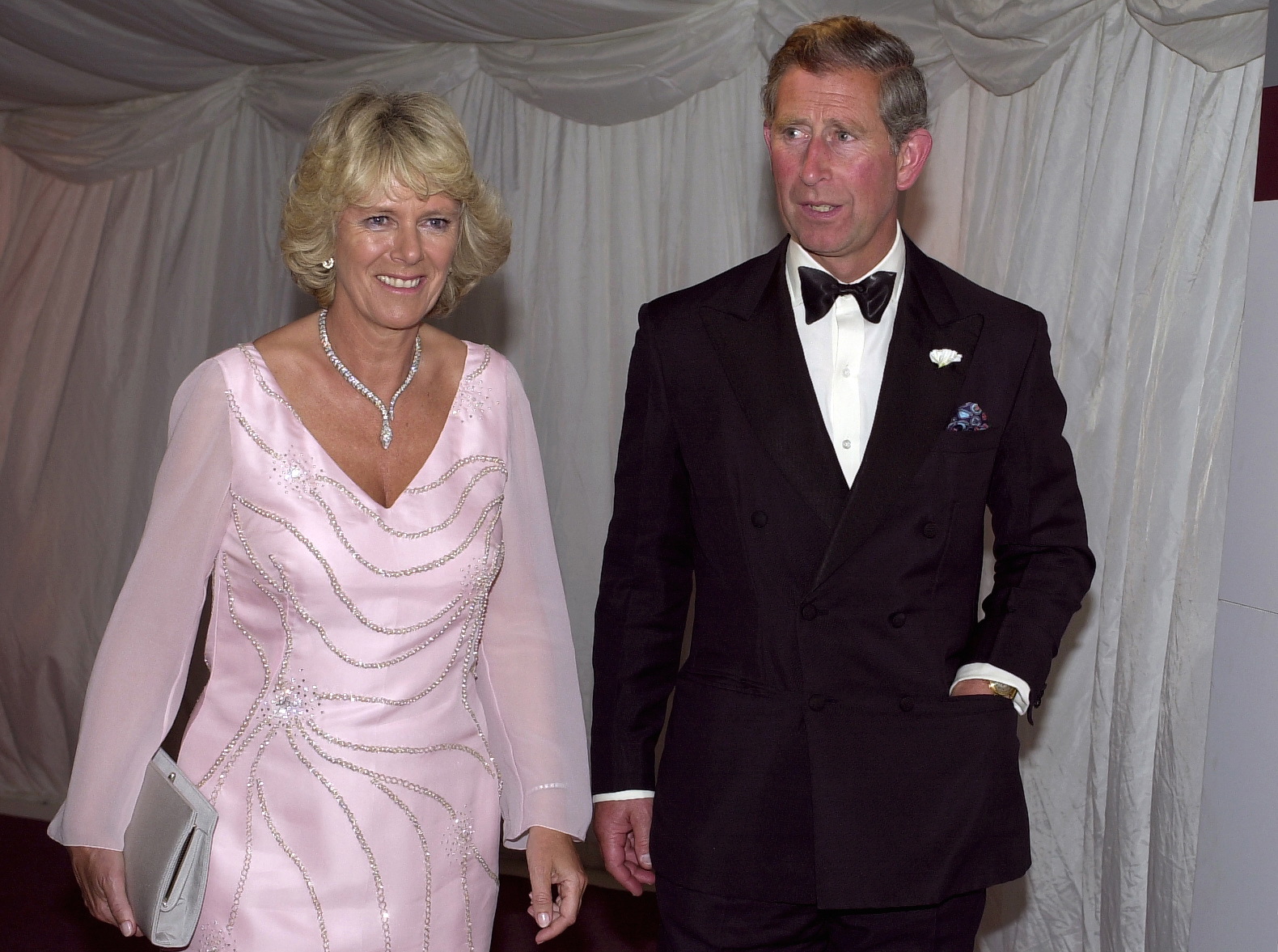 LONDRES, ROYAUME-UNI - 20 JUIN : Le Prince Charles et Camilla Parker-bowles au dîner de gala de la Fondation du Prince à Londres.