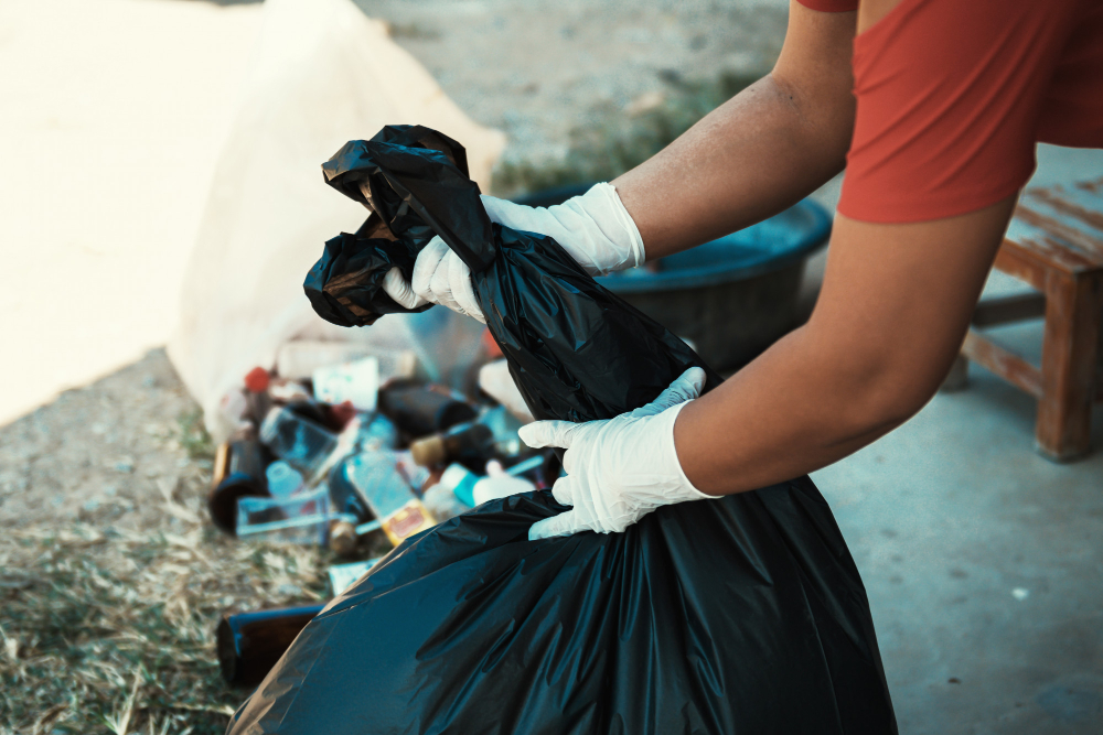 Declutter with Ease Using Junk Removal Almonte Help