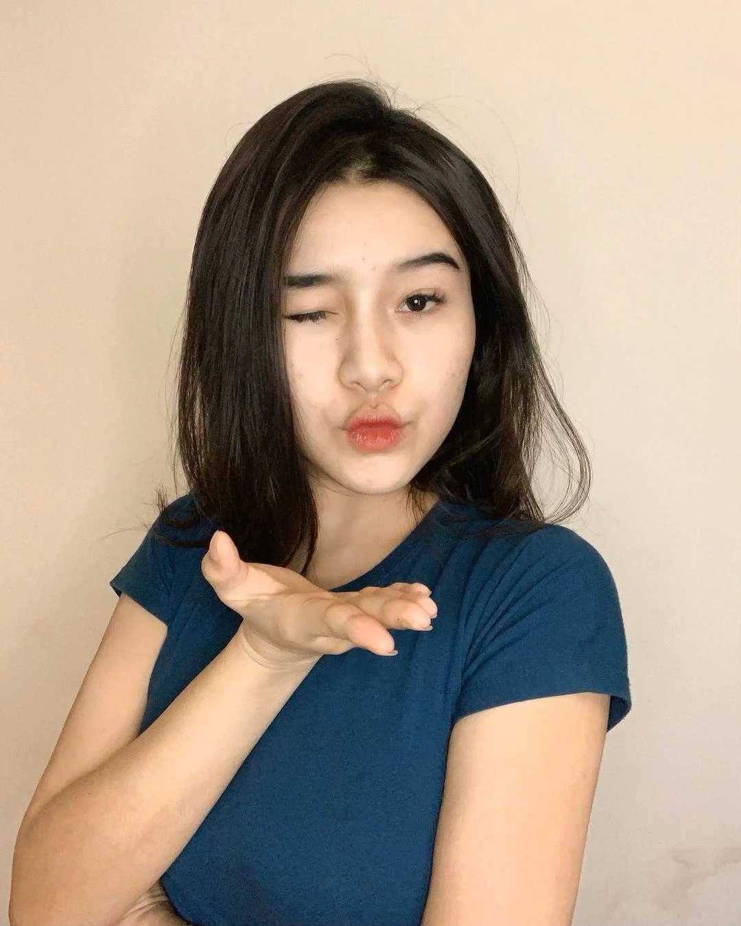 Pesona Cewek Berambut Panjang, rambut panjang, cewek memesona, wanita cantik