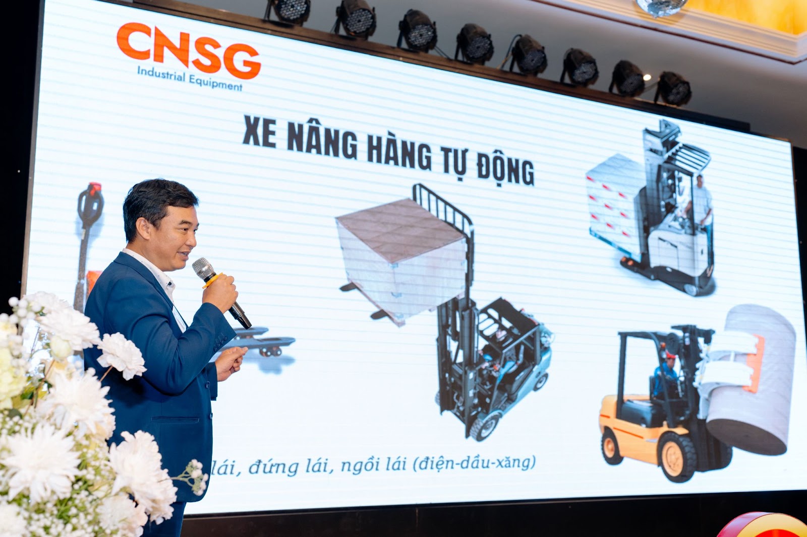 Ông Phan Ngọc Miên - Giám đốc Công ty TNHH Công Nghiệp Sài Gòn chia sẻ về cách “Tối ưu sản xuất - bốc xếp và lưu trữ với xe nâng hàng”