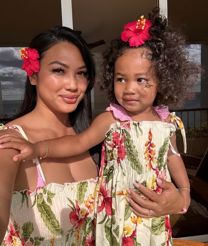 Dana Tran with her daughter