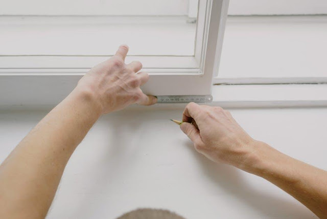 When to Consider Replacing Your Home's Windows