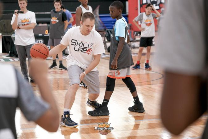 Trik Bola Basket - Hesitation Dribble