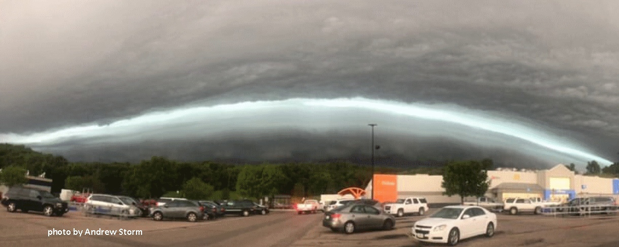 A photograph of the 2020 Midwest derecho in Iowa. 