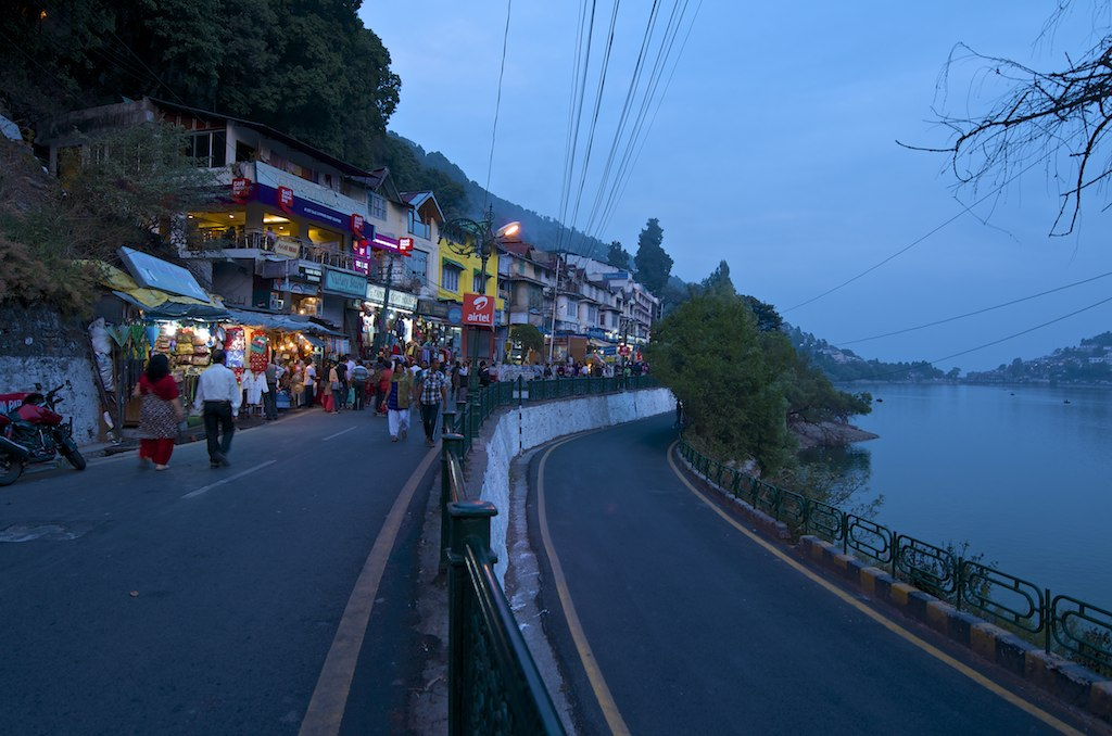 Mall Road in December