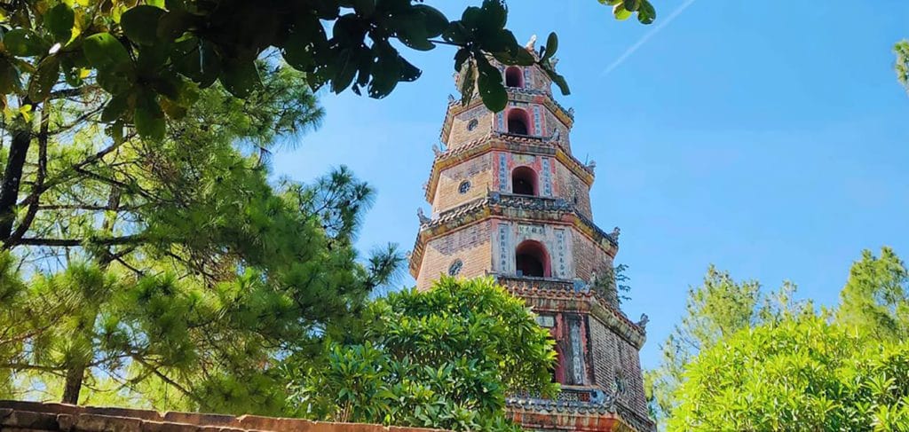 Thien-Mu-Pagoda-1024x487 12–DAY CHARMING VIETNAM FAMILY TOUR