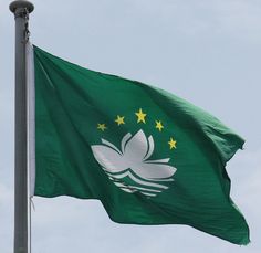 This contain an image of Macau
flag