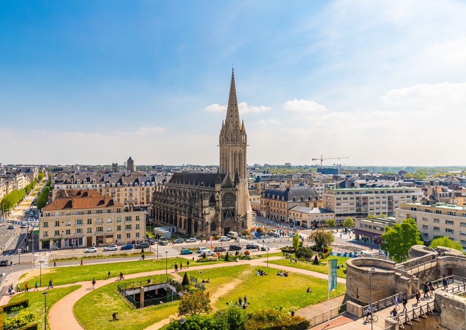 Louez une voiture élégante pour votre mariage à Caen