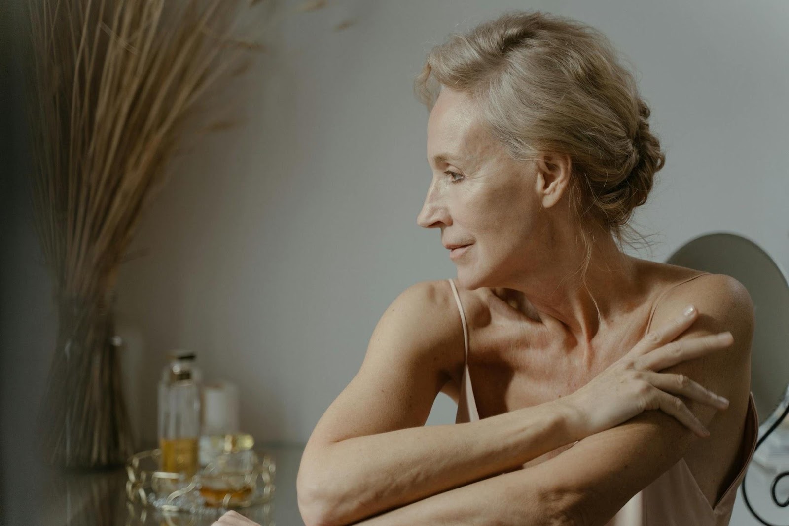 Cosme Woman: From Day to Night Beauty Made Easy
