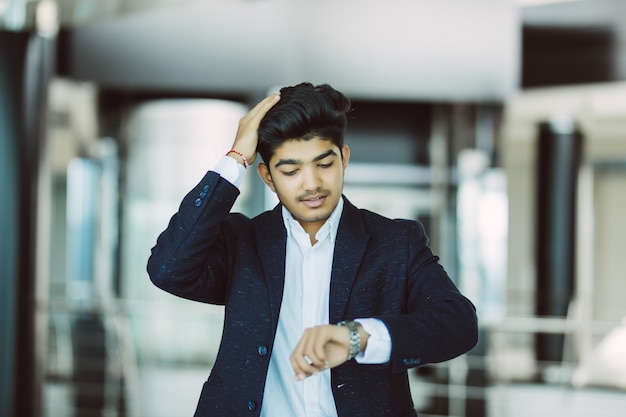 Speed Matters: How to Handle Business Inquiries Quickly