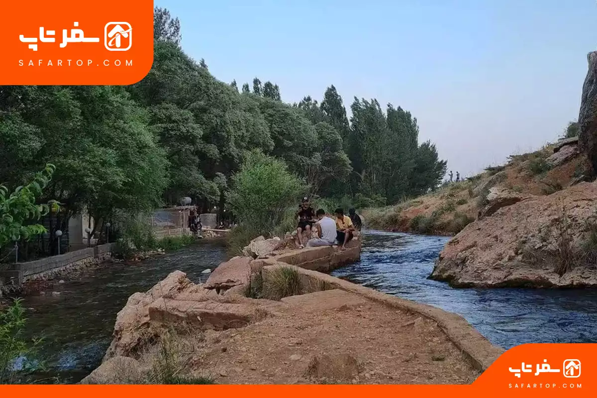 چشمه شش پیر نزدیک شیراز