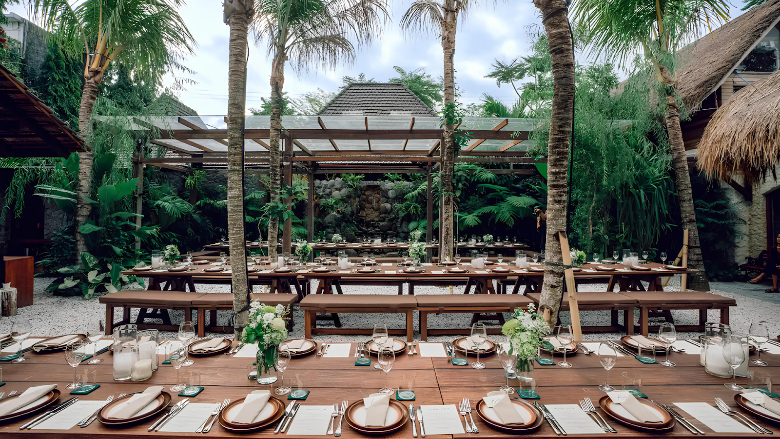 Shelter Pererenan Restaurant