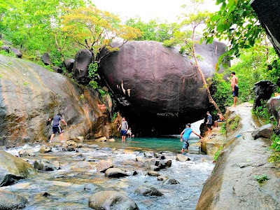 Chendia falls or Nagarmadi falls - Karwar