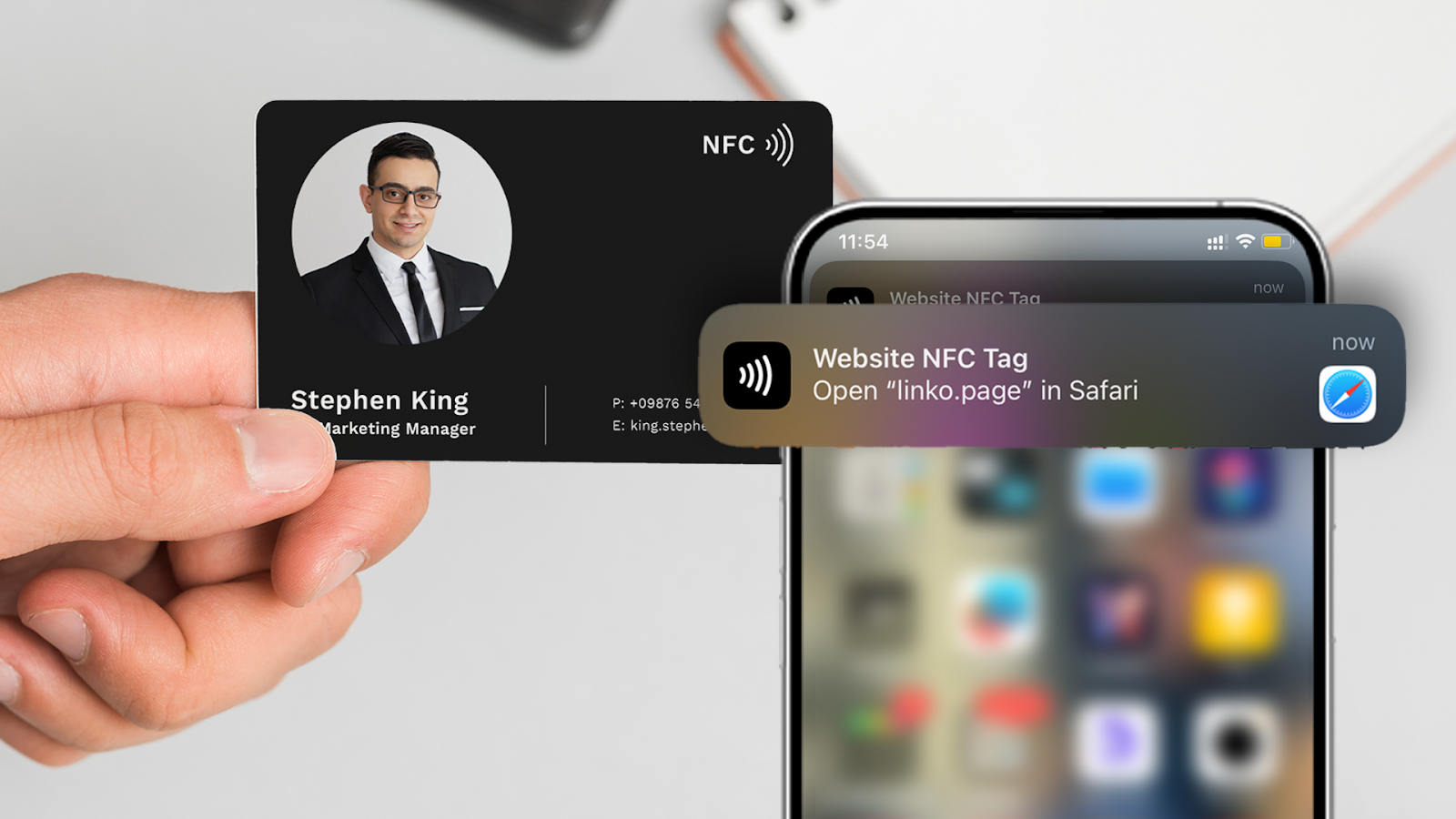 An image showcasing the working functionality of a NFC business card.