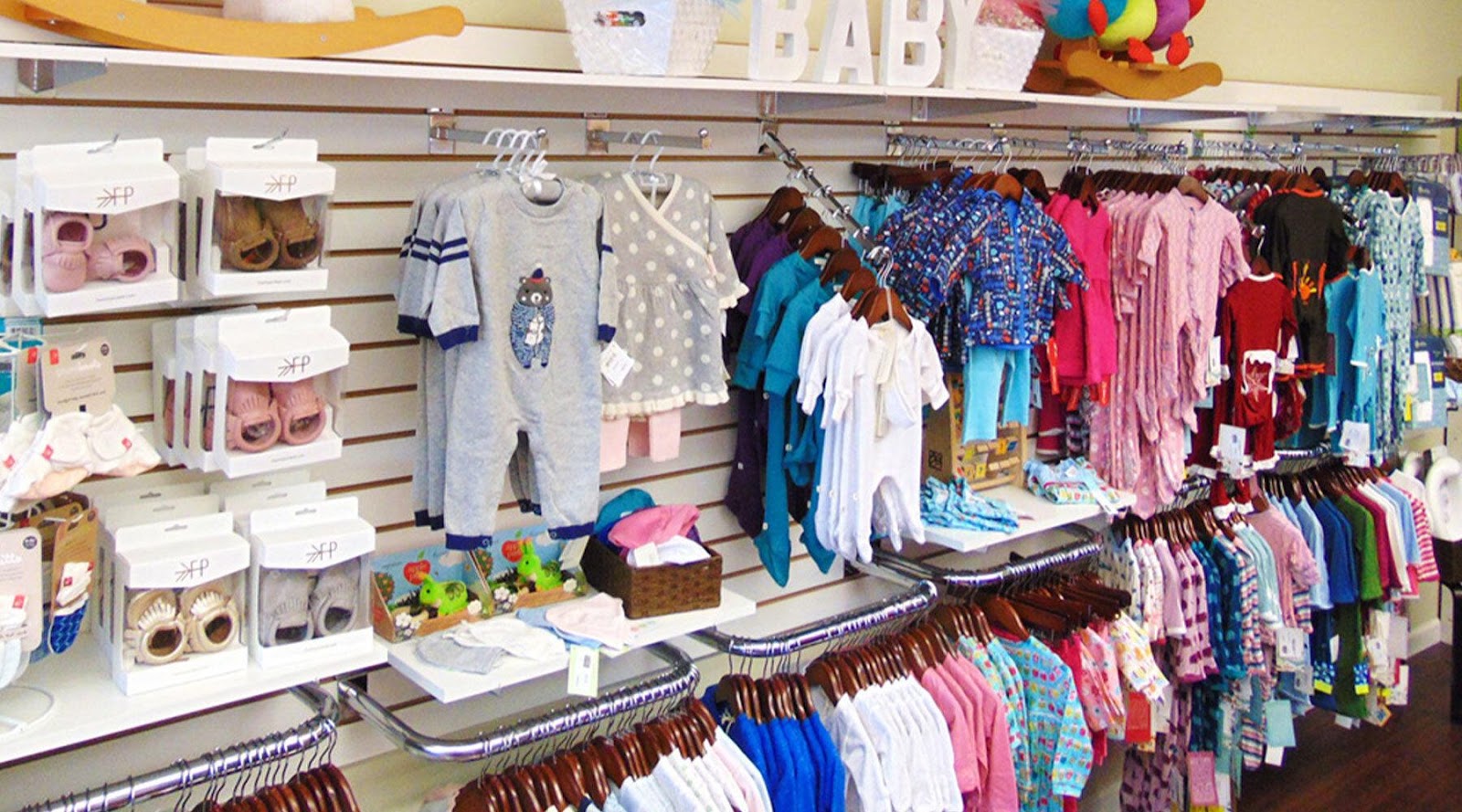 Top Three Winter Clothing Stores In Pakistan For Your Baby! – Featherhead™