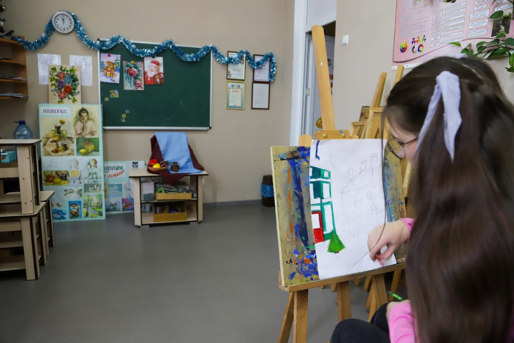 One of the classrooms of the Myrhorod School of Art