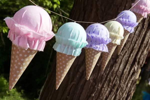 Paper Ice Cream Banner