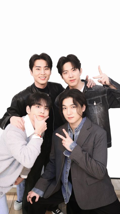 This contain an image of DAY6