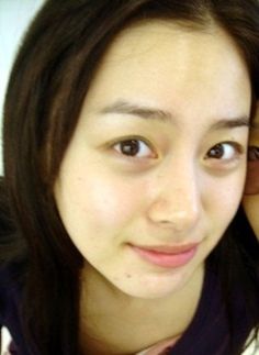 This  contain an image of  Kim Tae Hee Without Makeup

