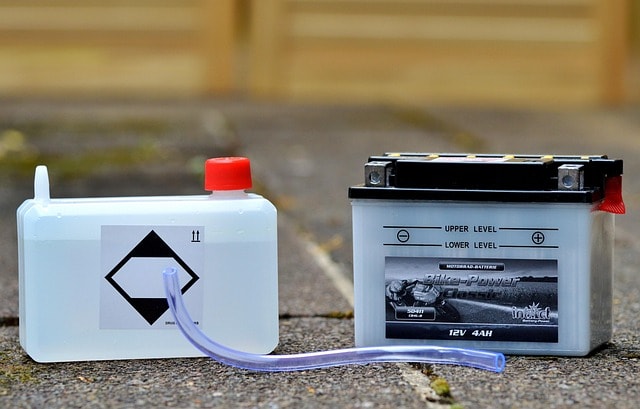 An image of a bike battery.