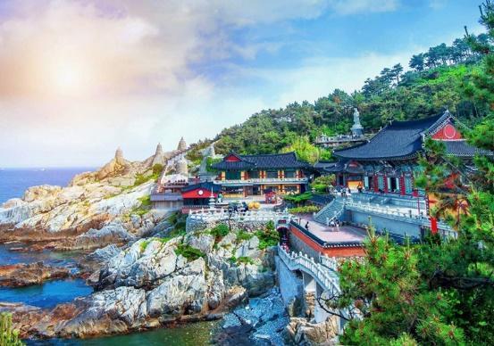 Thăm ngôi chùa tuyệt đẹp Haedong Yonggungsa bên bờ biển Busan cùng Mytour