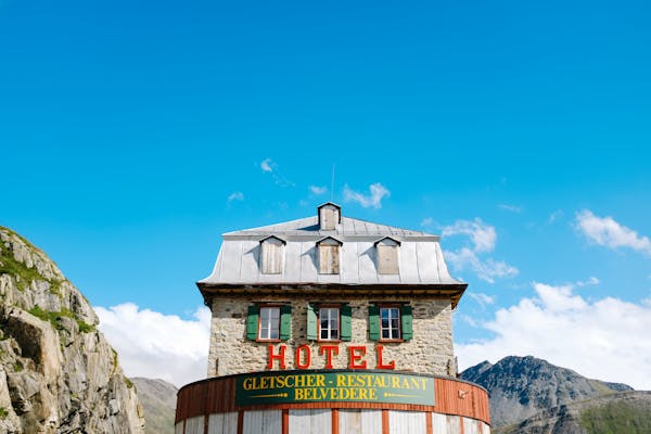 Booking Hotels with a View: Where to Stay