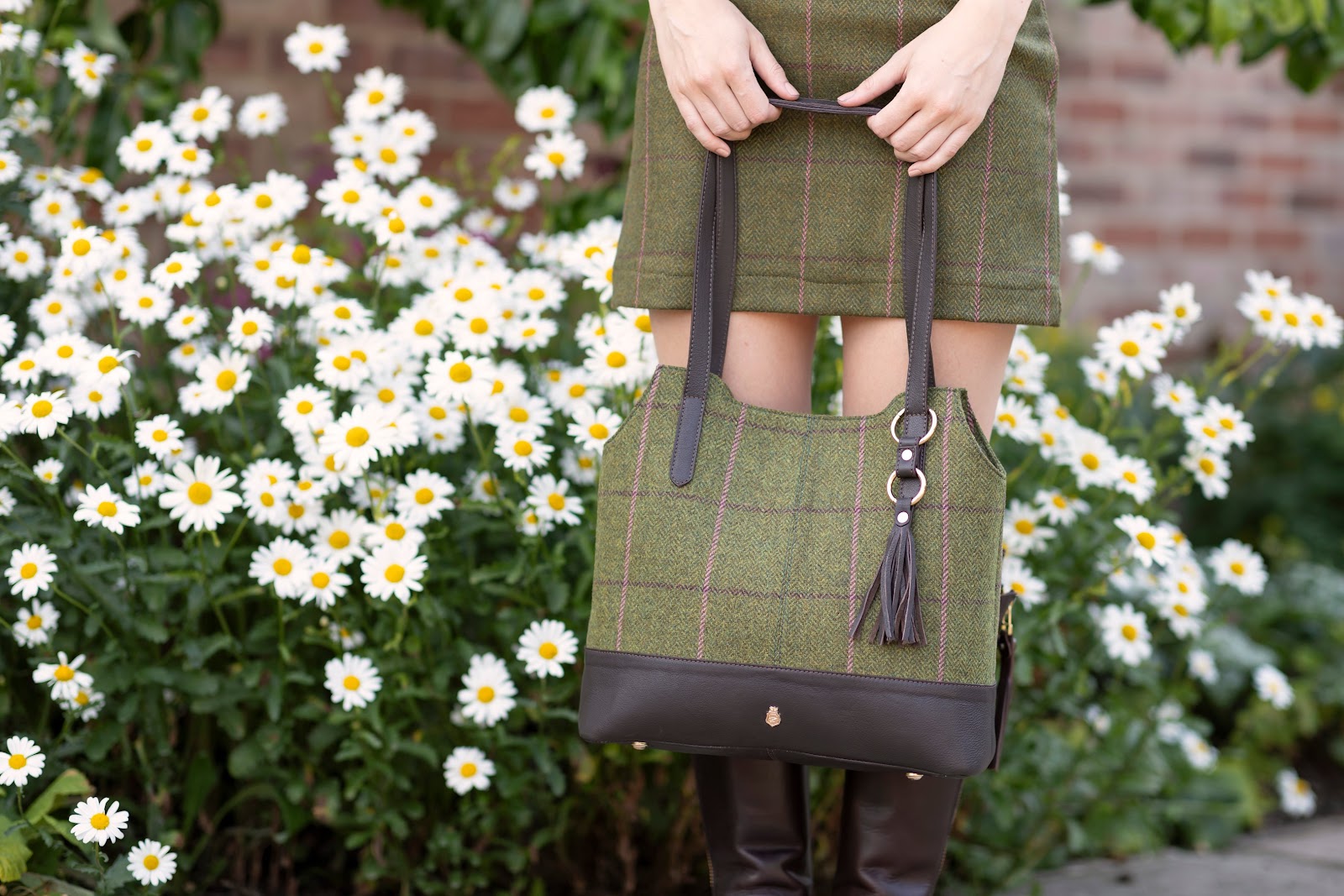 Tweed skirt and matching handbag