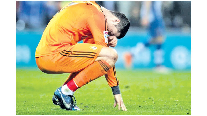 The Goalkeeper’s Mindset: Football’s Last Line of Defense

