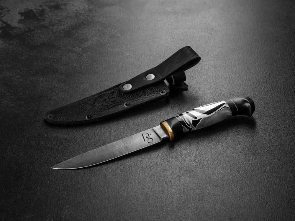 Cosa Puoi Incidere su un Coltello