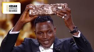 César 2025 : l'émotion d'Abou Sangaré, révélation masculine de L'Histoire  de Souleymane - Actus Ciné - AlloCiné