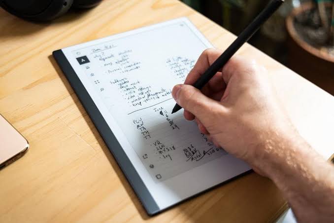 Reusable Notebooks with Smart Features