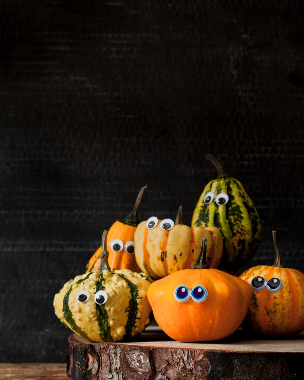 halloween table decor